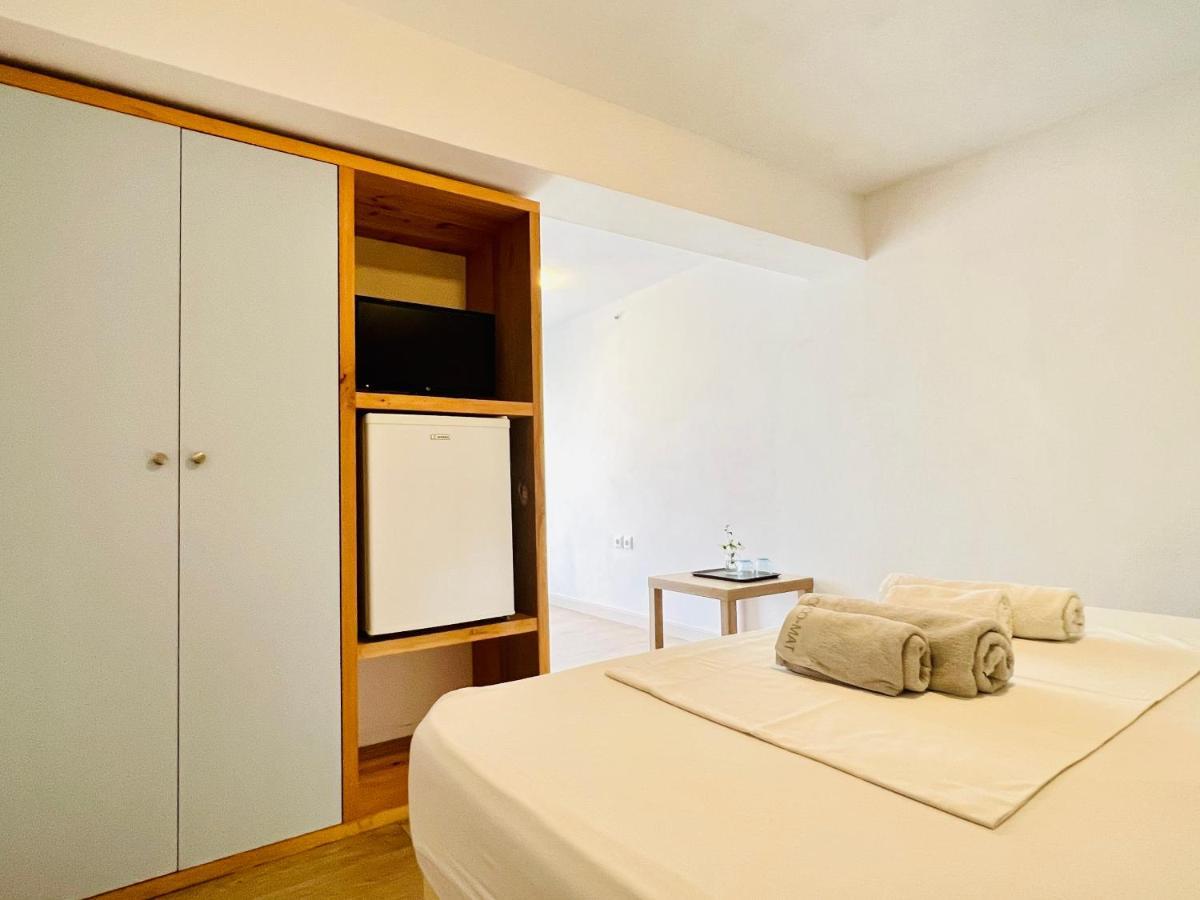 Tzavelitiko Home Himare Exterior photo